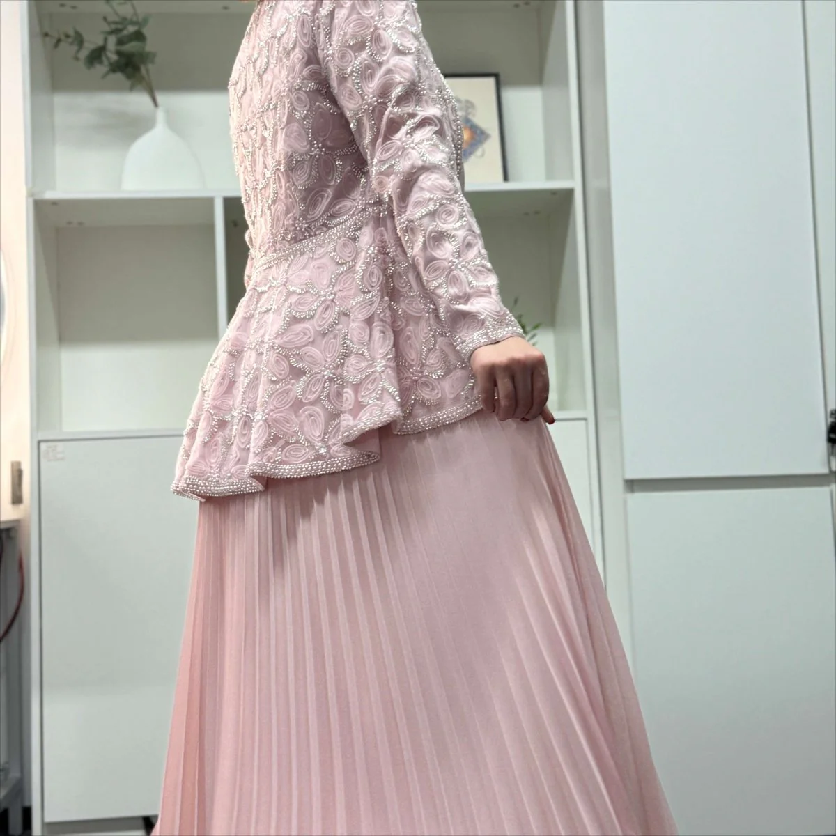 2-Piece Pearl Beaded 3D Rose Embroidered Jacket & Chiffon Pleated Maxi Dress Set(MS401) - Image 11