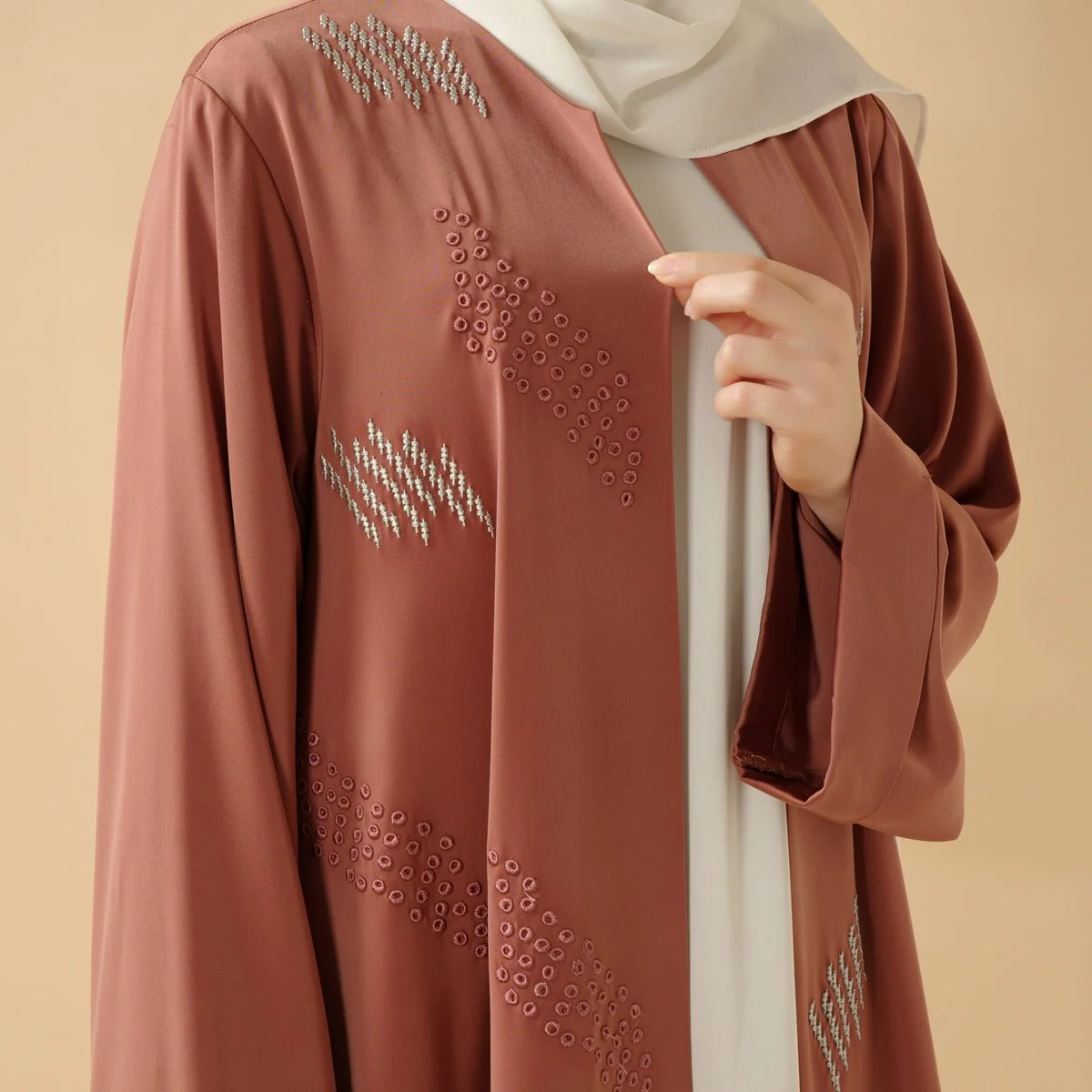3D Embroidery Abaya With Geometric Beads. 3D Embroidered Open Abaya (MOA085) - Image 18