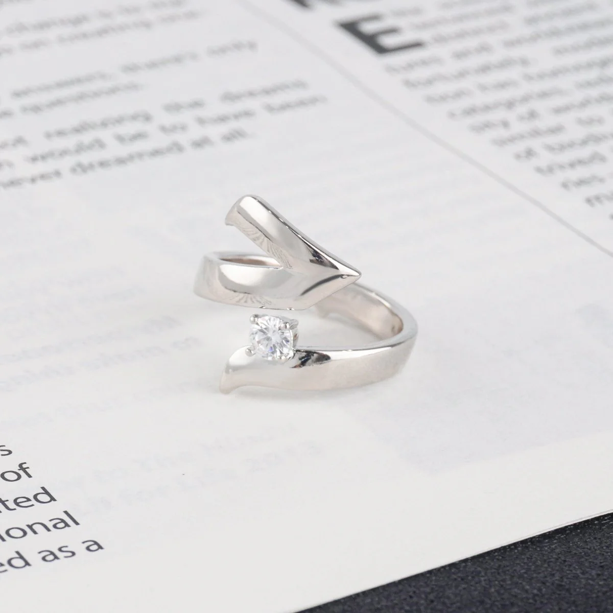 Artisan Asymmetric Diamond Ring Edgy Glamour for Standout Moments (MAC282) - Image 9