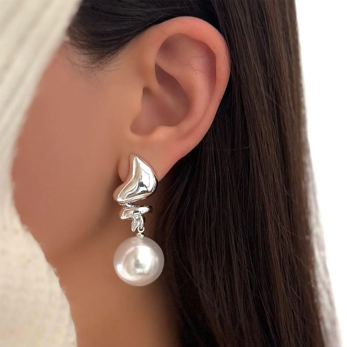 Artistic Asymmetric Pearl Drop Earrings (MAC325) - Image 10