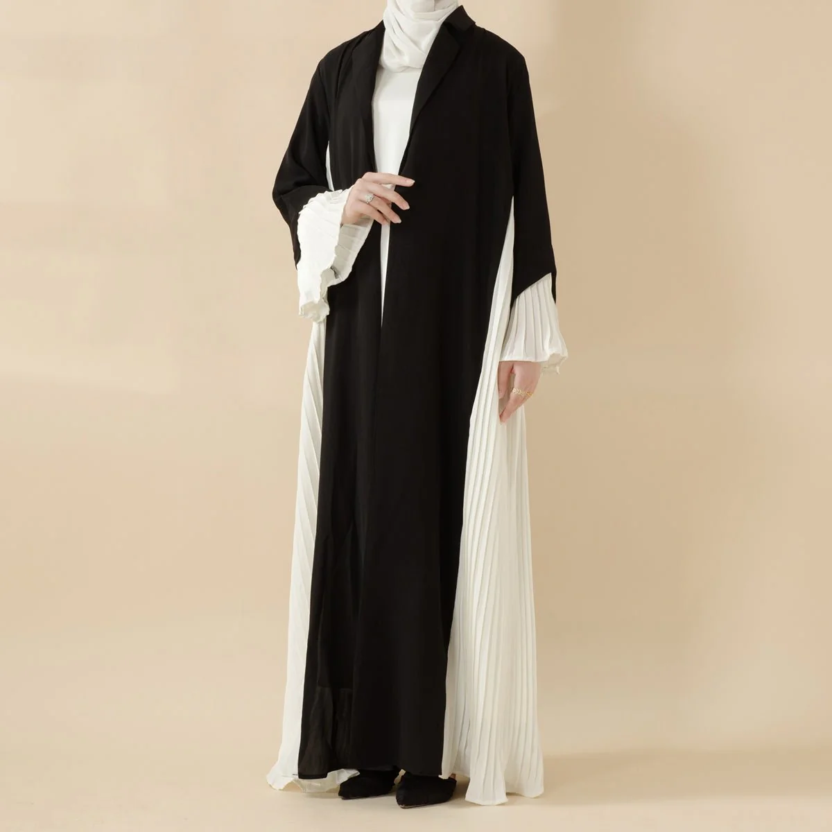 Black and White Open Abaya | Contrast Color Accordion Pleat Panel Abaya (MOA125) - Image 3