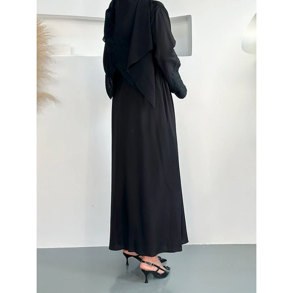 Blossom Elegance Modest Luxury 3-Piece Abaya Set | Pink & Beige Bell Sleeve Robe with Inner Dress & Hijab (MOA193) - Image 9