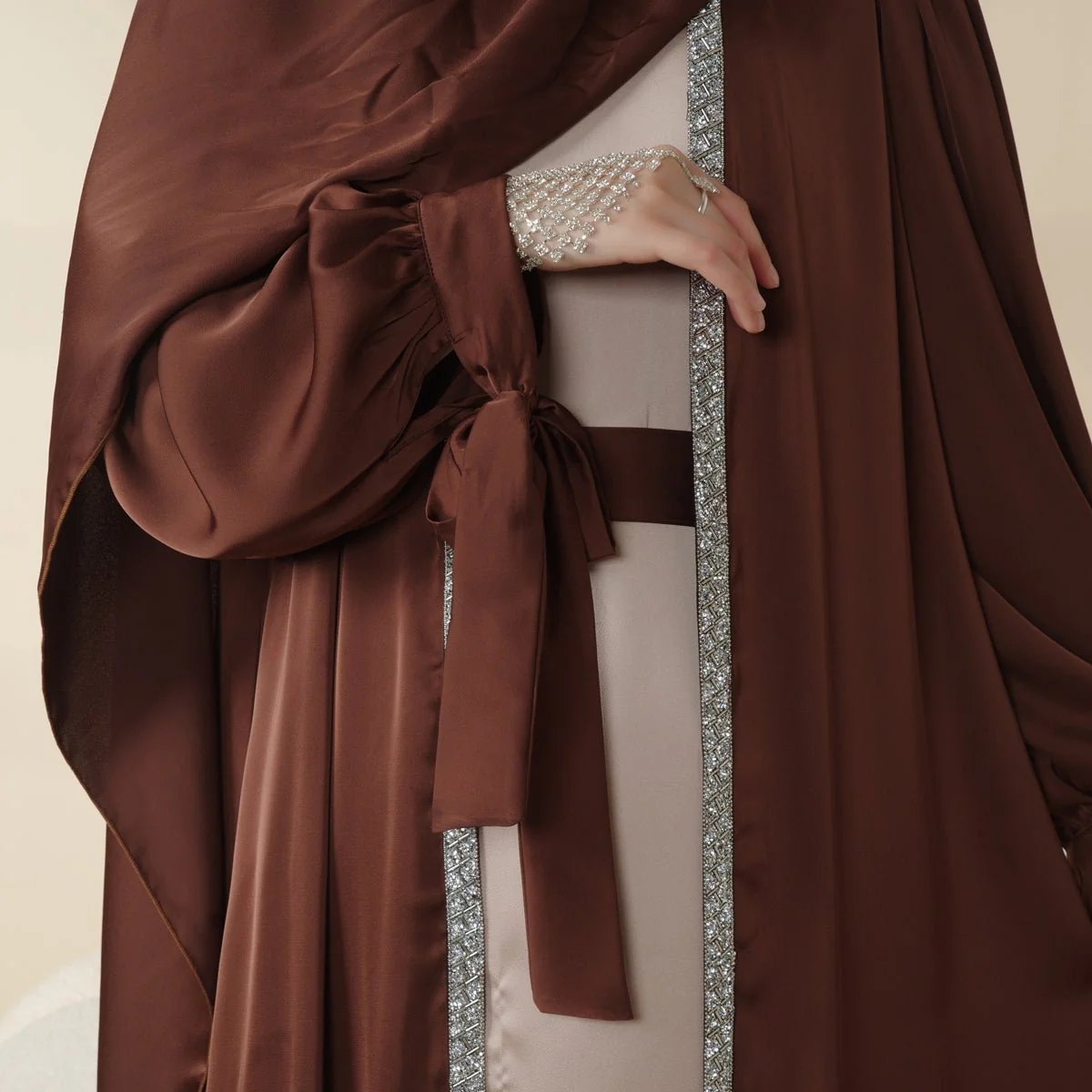 Bow Tie Sleeve Abaya Set With Long-sleeve Inner Dress (MOA026) - Image 14