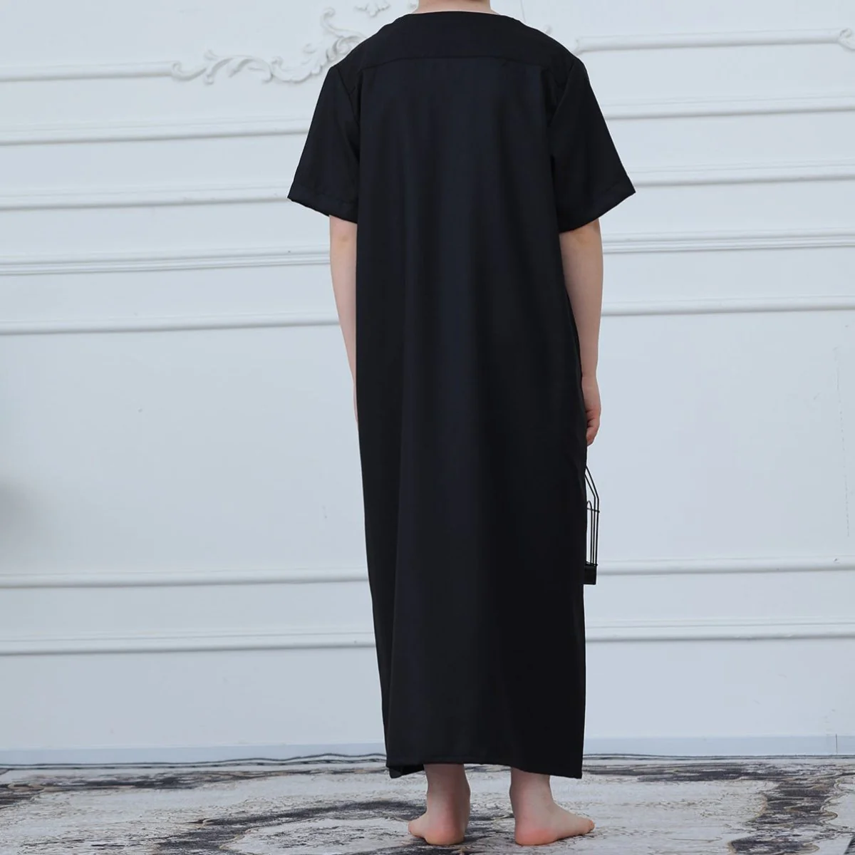 Boys Black Short Sleeve Embroidered Thobe with Pockets(MKB019) - Image 4