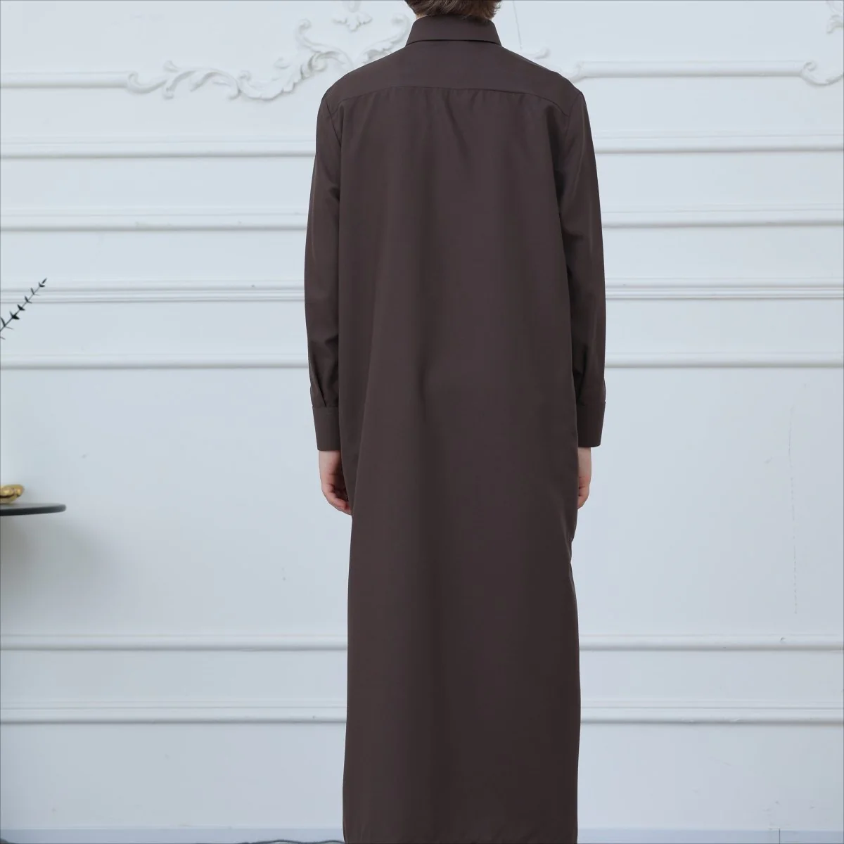 Boys' Classic Thobe with Collar & Pockets(MKB024) - Image 3
