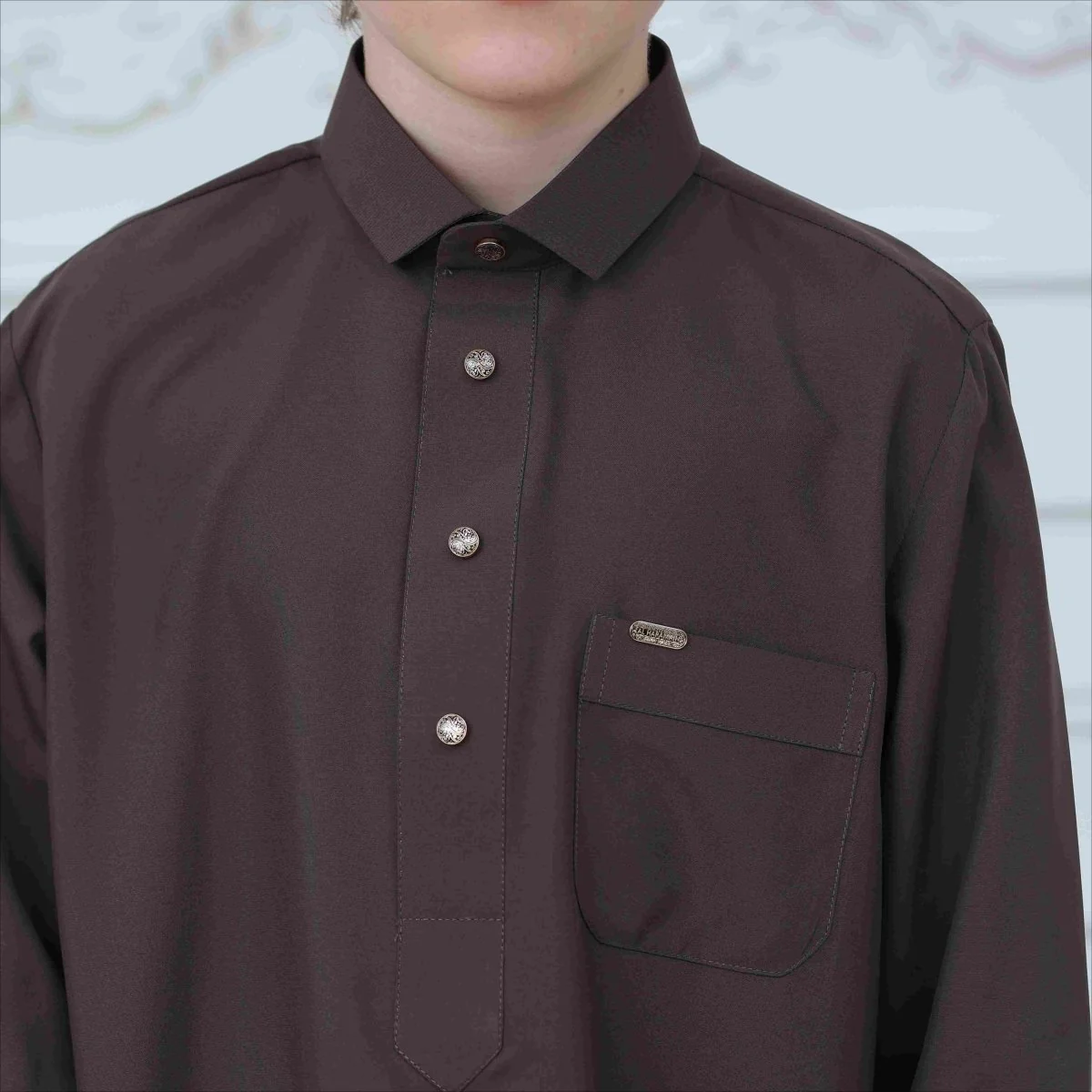 Boys' Classic Thobe with Collar & Pockets(MKB024) - Image 5