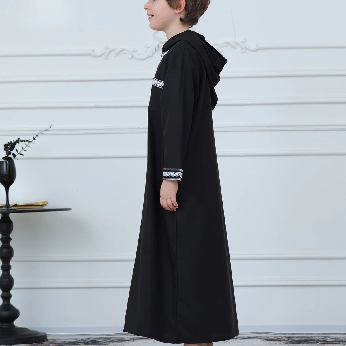 Boys Embroidered Hooded Thobe with Pockets(MKB010) - Image 3