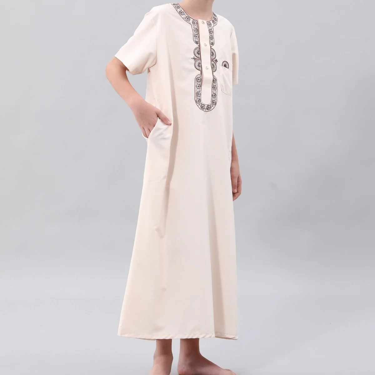 Boys' Embroidered Thobe with Chest Pocket(MKB026) - Image 3