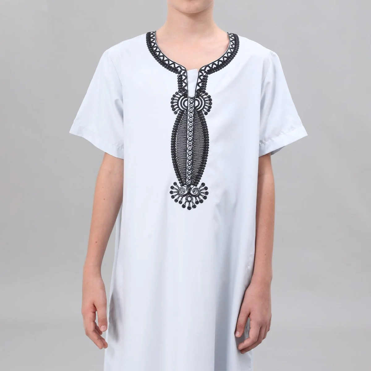 Boys' Embroidered Thobe with Ornate Neckline(MKB036) - Image 11