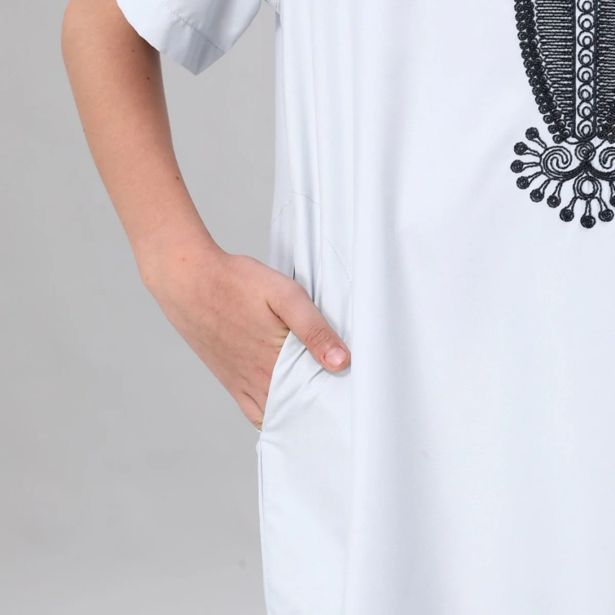 Boys' Embroidered Thobe with Ornate Neckline(MKB036) - Image 12