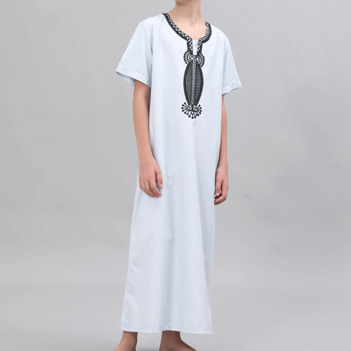 Boys' Embroidered Thobe with Ornate Neckline(MKB036) - Image 9
