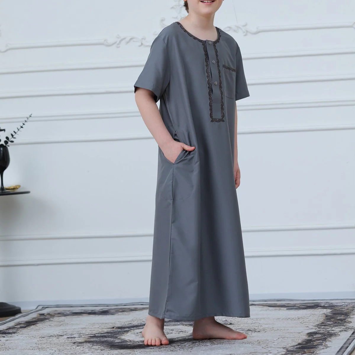Boys' Embroidered Thobe with Side Pockets(MKB031) - Image 3