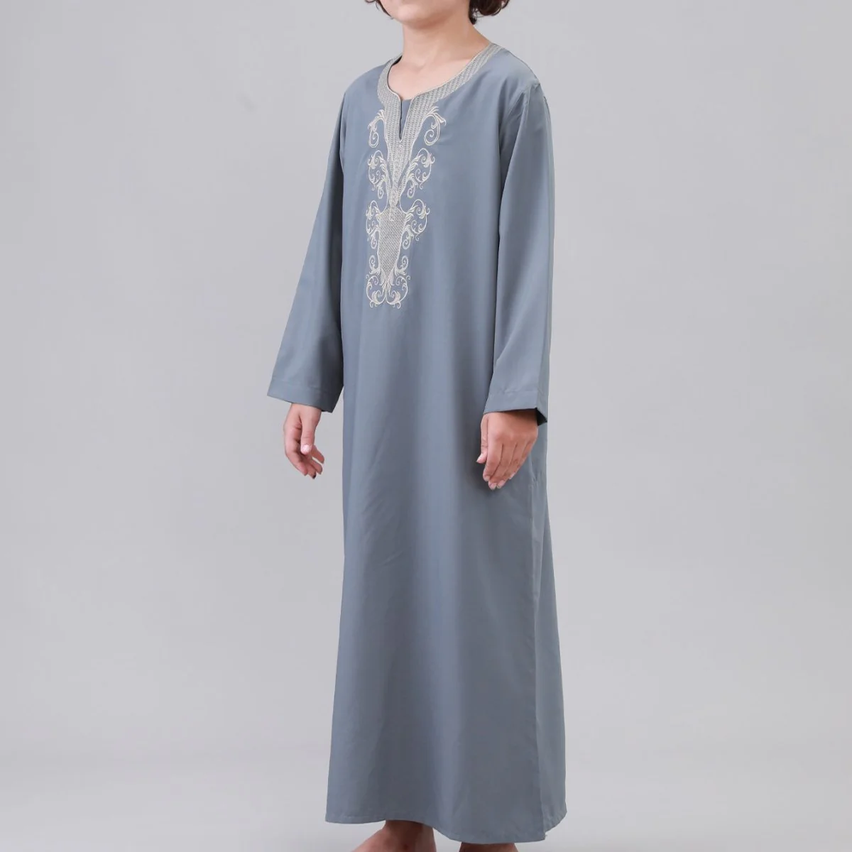 Boys' Embroidered Thobe with Side Pockets(MKB035) - Image 12