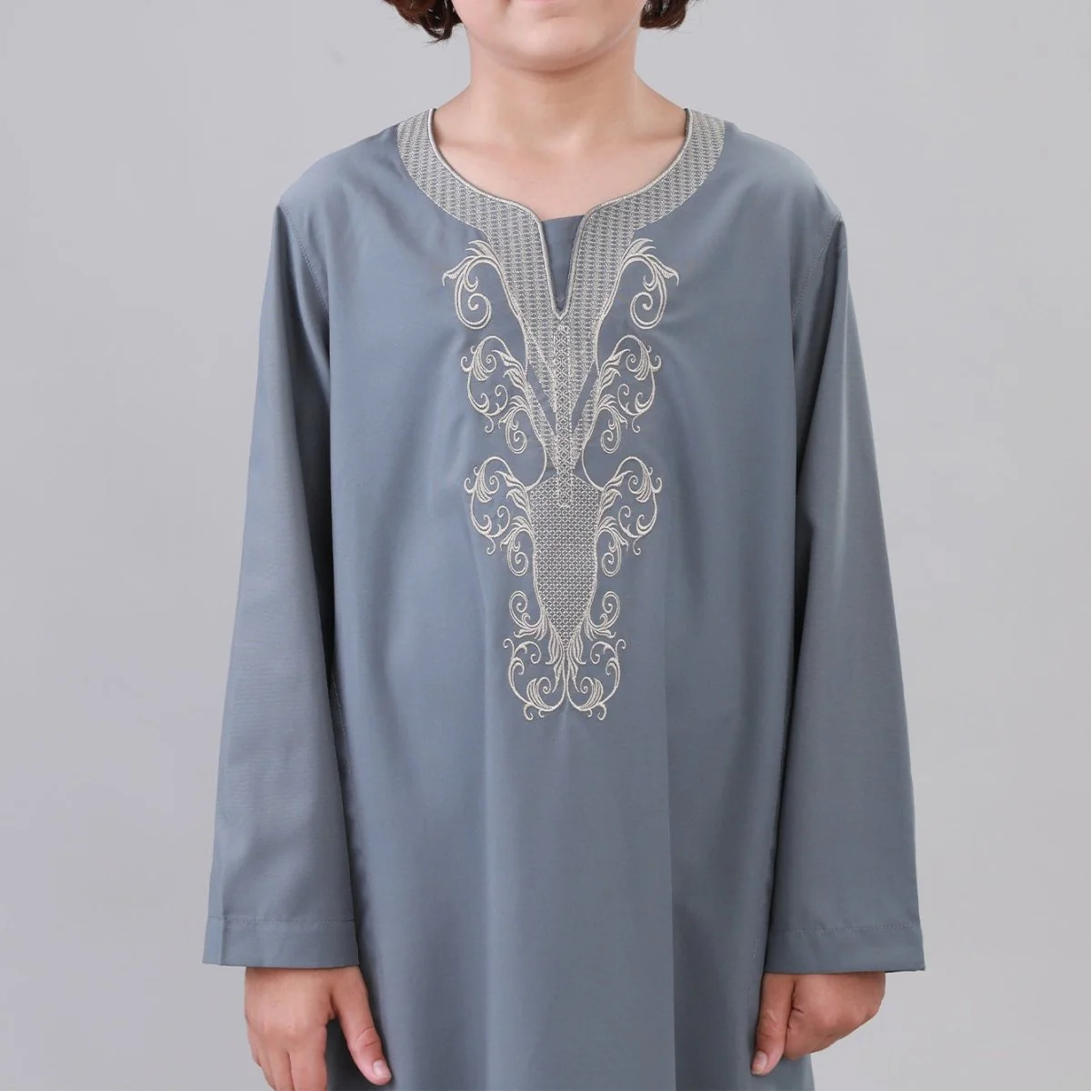 Boys' Embroidered Thobe with Side Pockets(MKB035) - Image 13