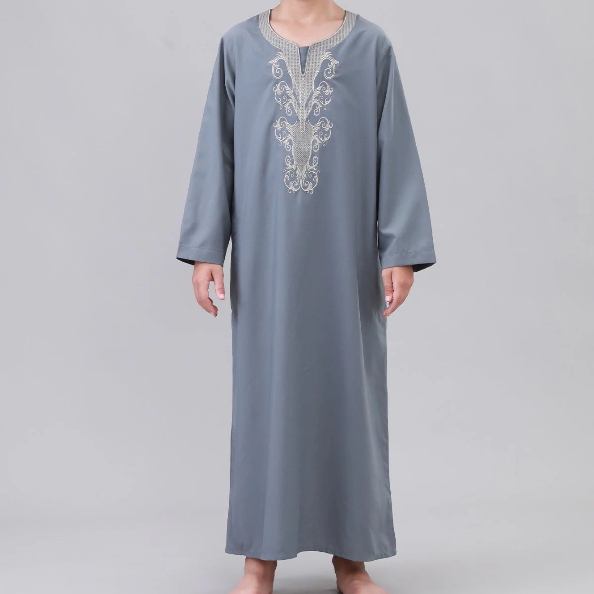 Boys' Embroidered Thobe with Side Pockets(MKB035) - Image 3