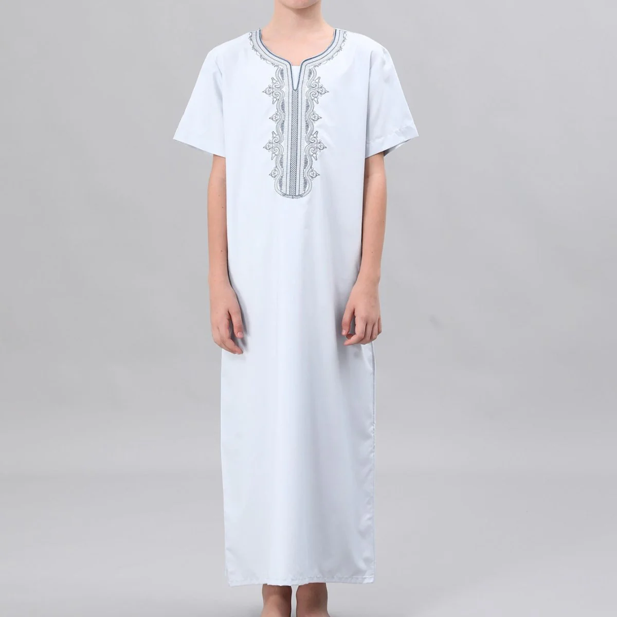 Boys' Embroidered Thobe with Side Pockets(MKB035) - Image 8