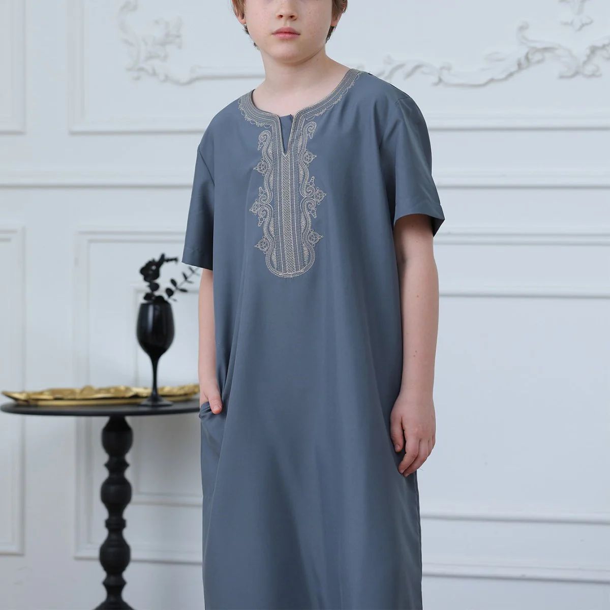 Boys' Embroidered Thobe with Side Pockets(MKB029) - Image 5