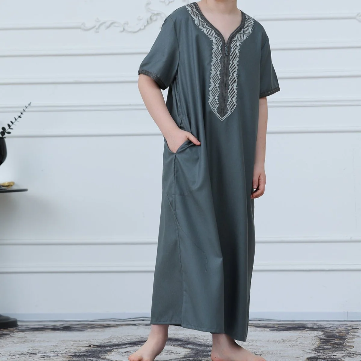 Boys Embroidered Zip-Front Thobe(MKB012) - Image 2