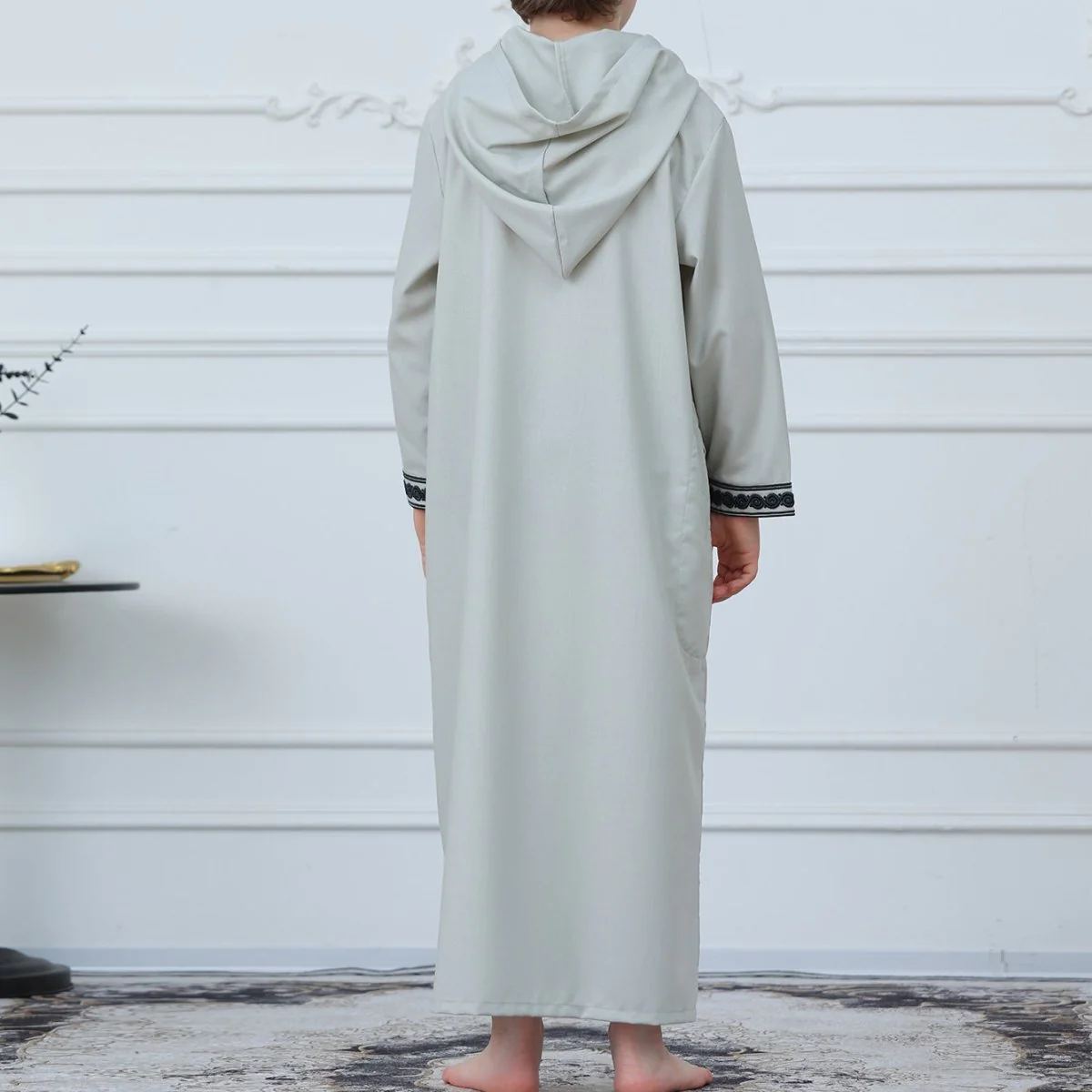 Boys' Hooded Embroidered Thobe with Pockets(MKB030) - Image 4