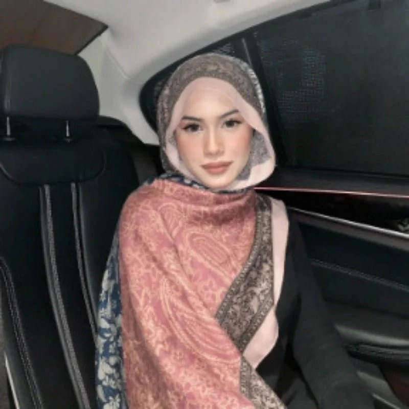 Cashmere-Feel Paisley Print Hijab Scarf | 180x85cm Fringe Edge Shawl with Traditional Motifs(MH150) - Image 2