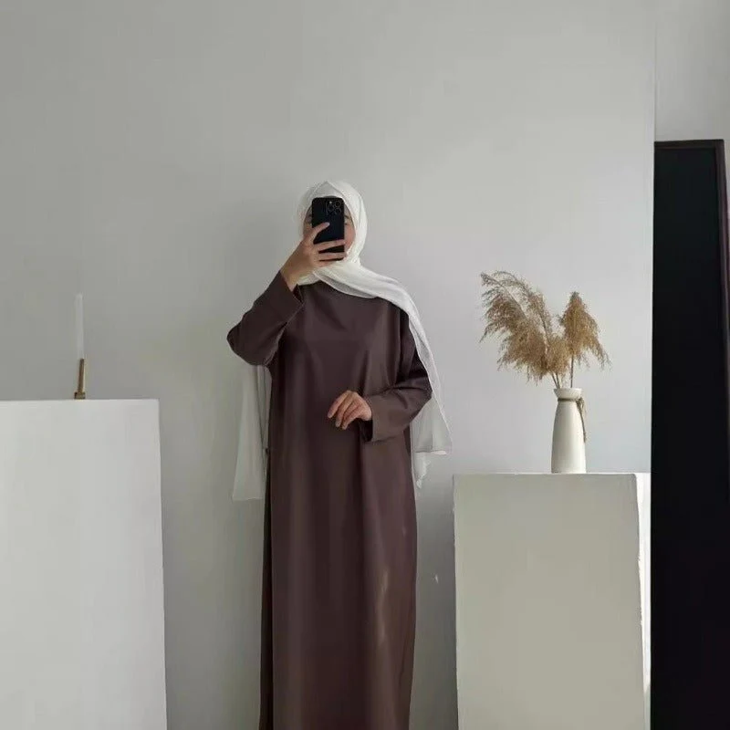 Classic Round Neck Pullover Maxi Dress | Minimalist Solid Color Fall Winter Dress(MA318)