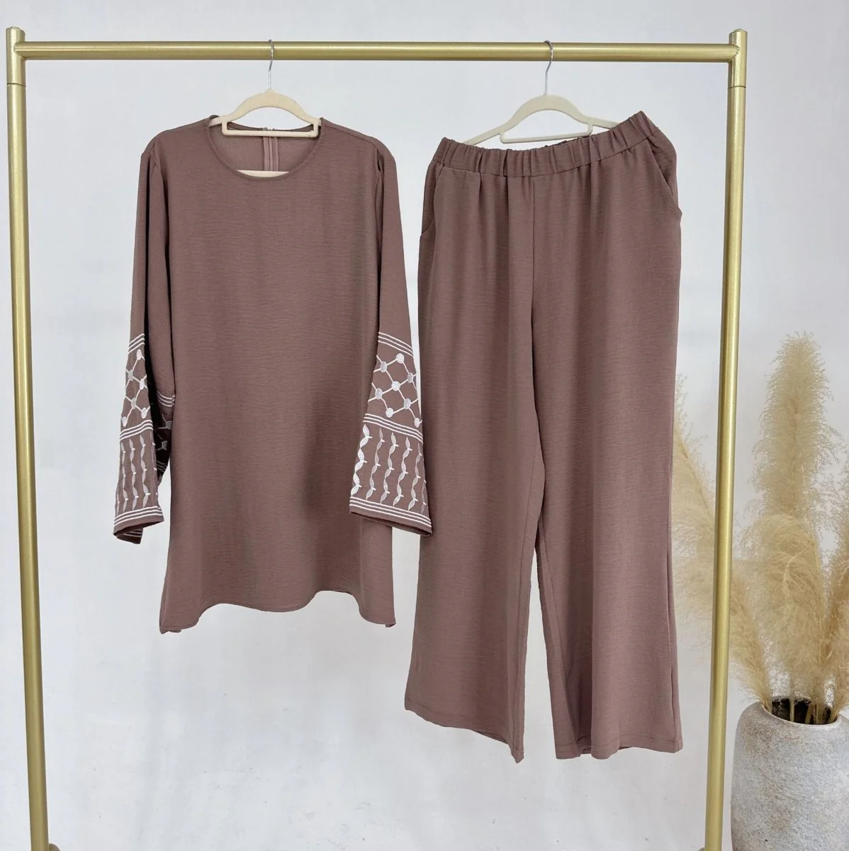 Crepe Embroidered Cuffs Top And Loose Pants 2-Piece Set (MS076) - Image 8