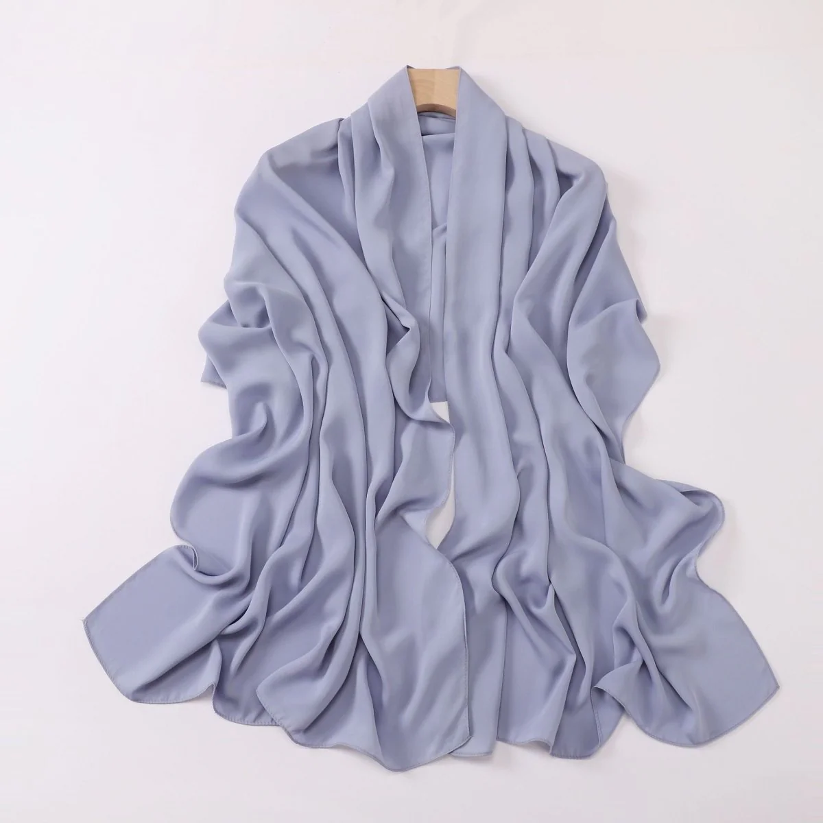 Crinkle-Resistant Long Hijab Silk-Like Hijab (MH154) - Image 3