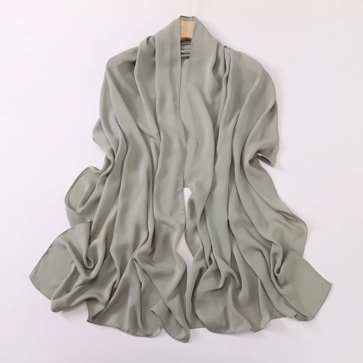 Crinkle-Resistant Long Hijab Silk-Like Hijab (MH154) - Image 6