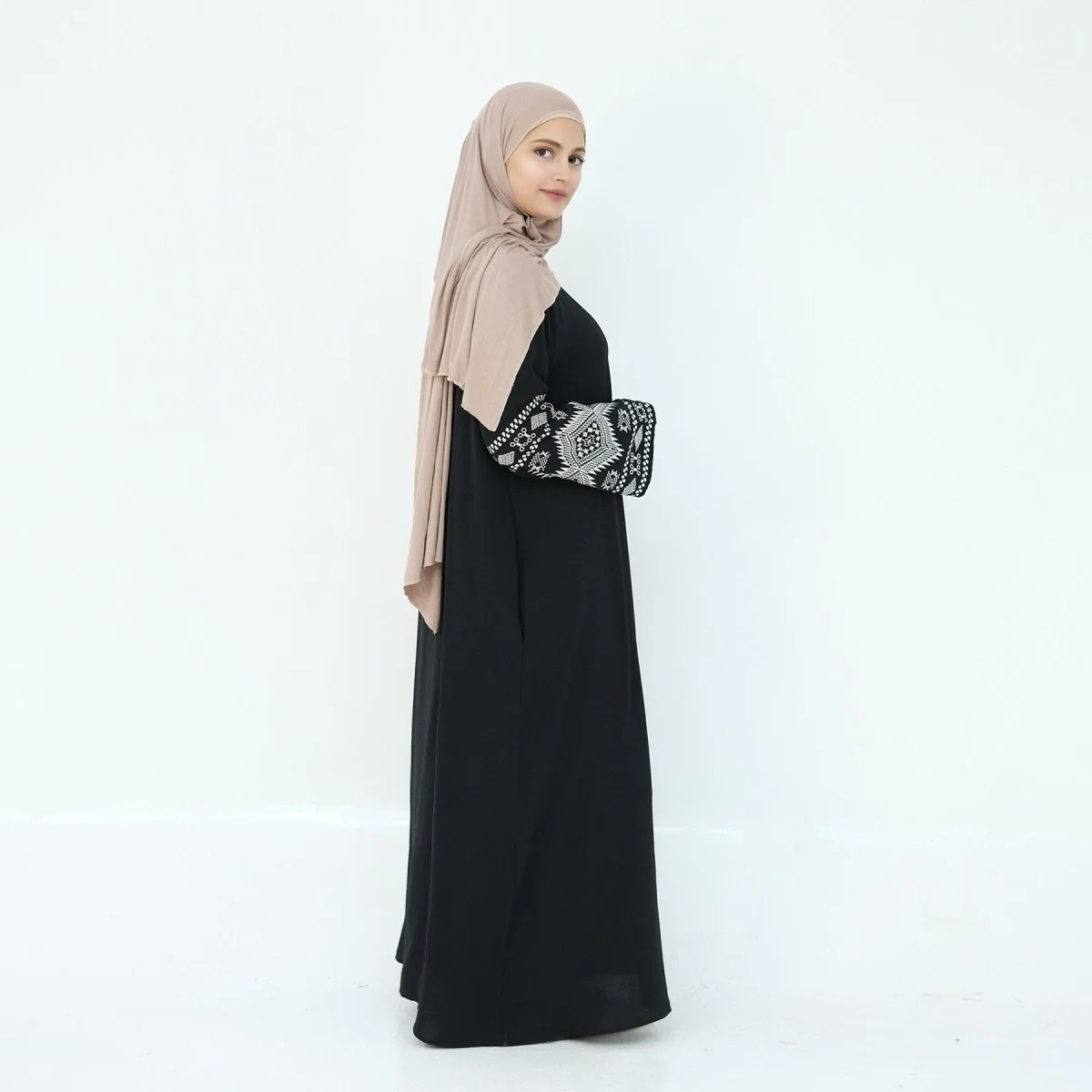 Elegant Embroidered Casual Abaya (MA139) - Image 6