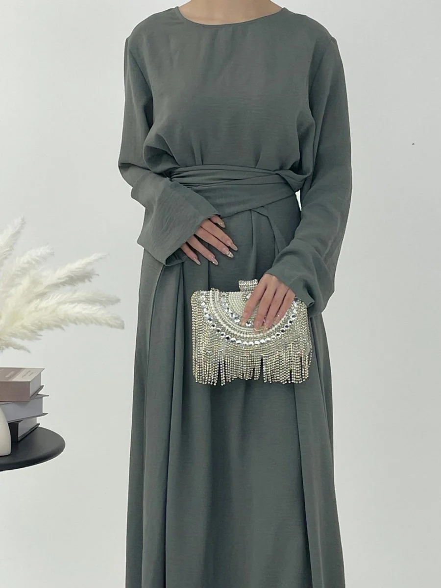 Elegant Lace-Up Ice Crape Abaya Evening Gown(MA160) - Image 3