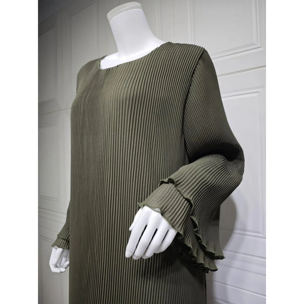 Elegant Muslim Women's Pleated Chiffon Pullover Robe Dress Modest Solid Color Abaya with Flared Sleeves (MA176) - Image 11