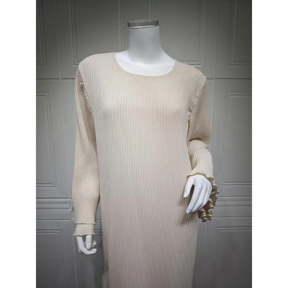 Elegant Muslim Women's Pleated Chiffon Pullover Robe Dress Modest Solid Color Abaya with Flared Sleeves (MA176) - Image 17