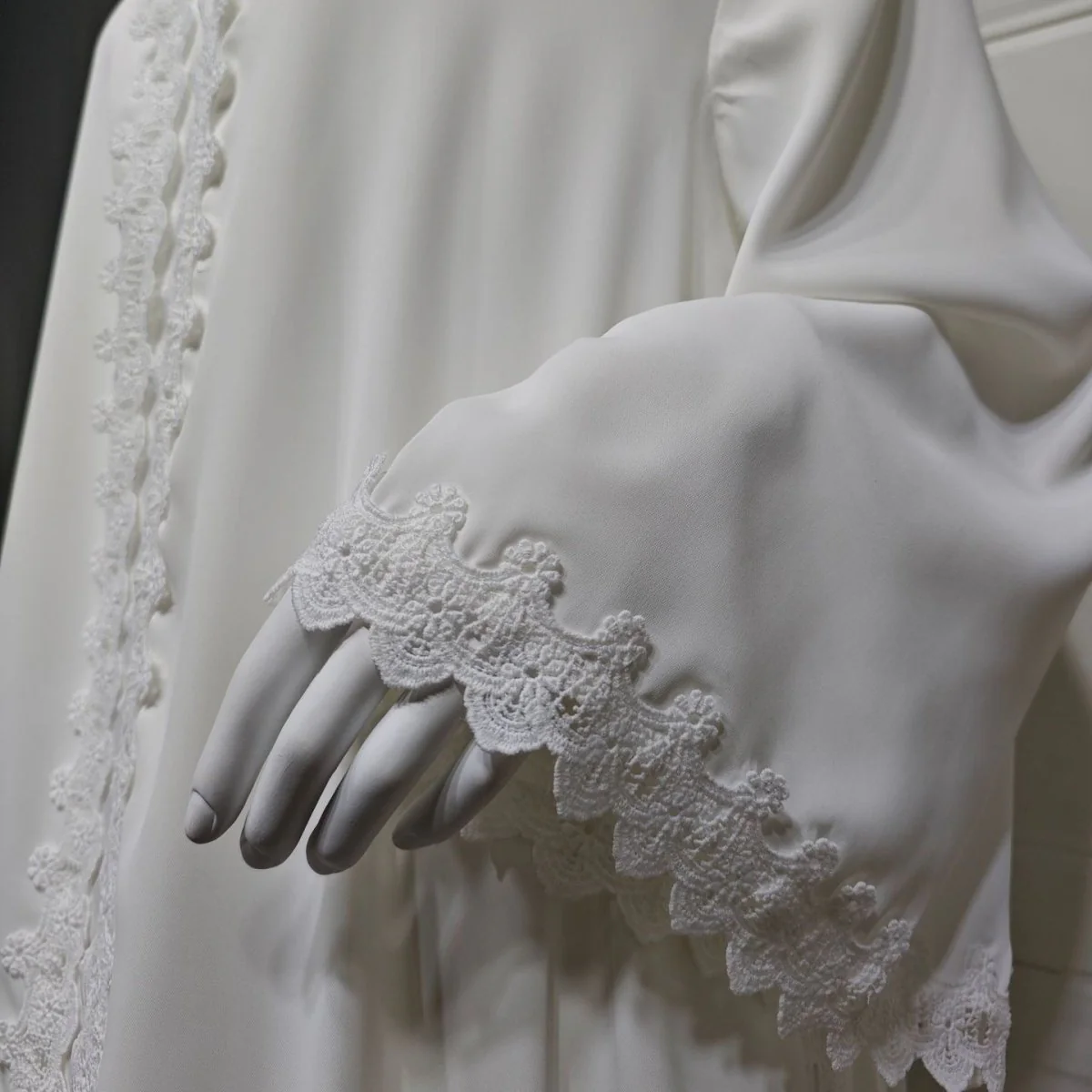 Elegant Prayer Dress with Floral Lace Detail (MOA285) - Image 8