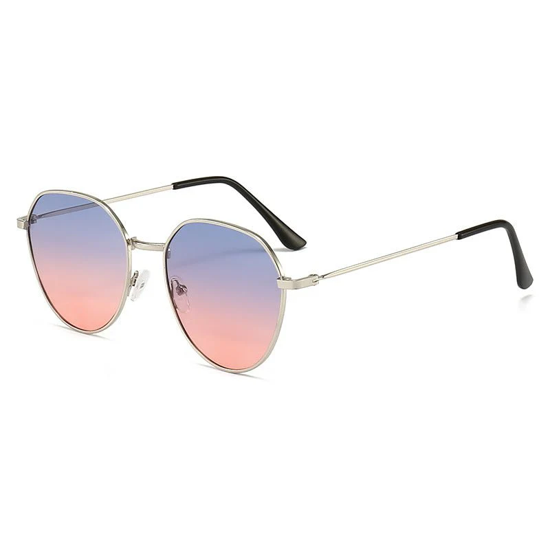 Elegant Retro Sunglasses for Women Classic with Gradient Lenses (MAC264) - Image 4