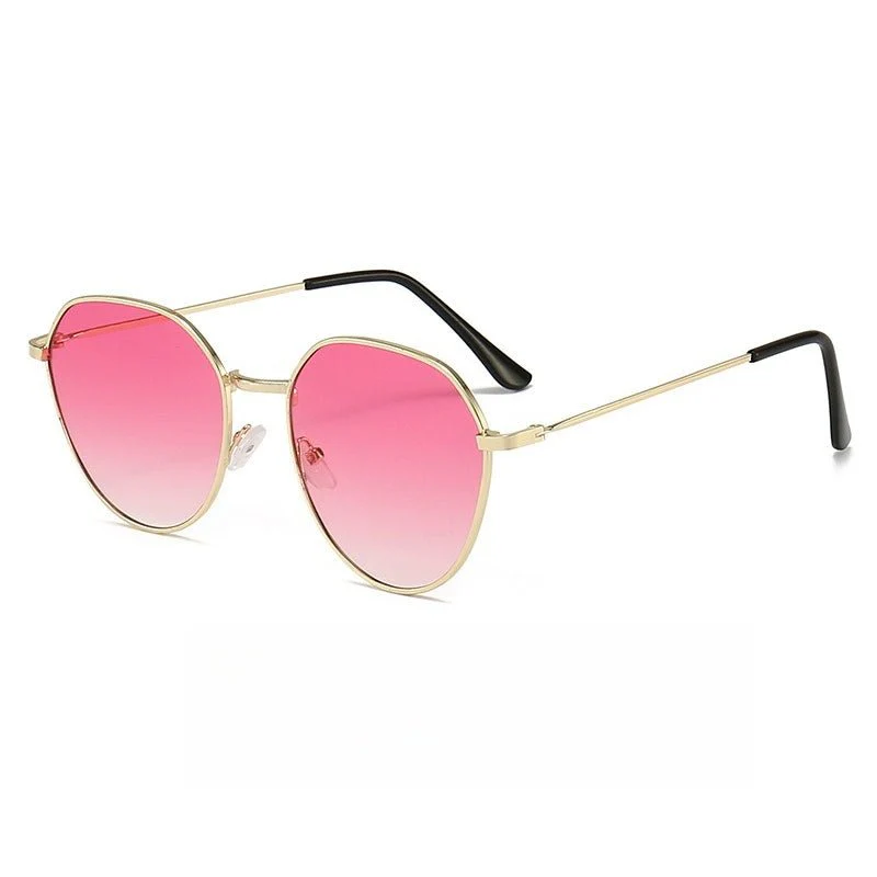 Elegant Retro Sunglasses for Women Classic with Gradient Lenses (MAC264) - Image 9