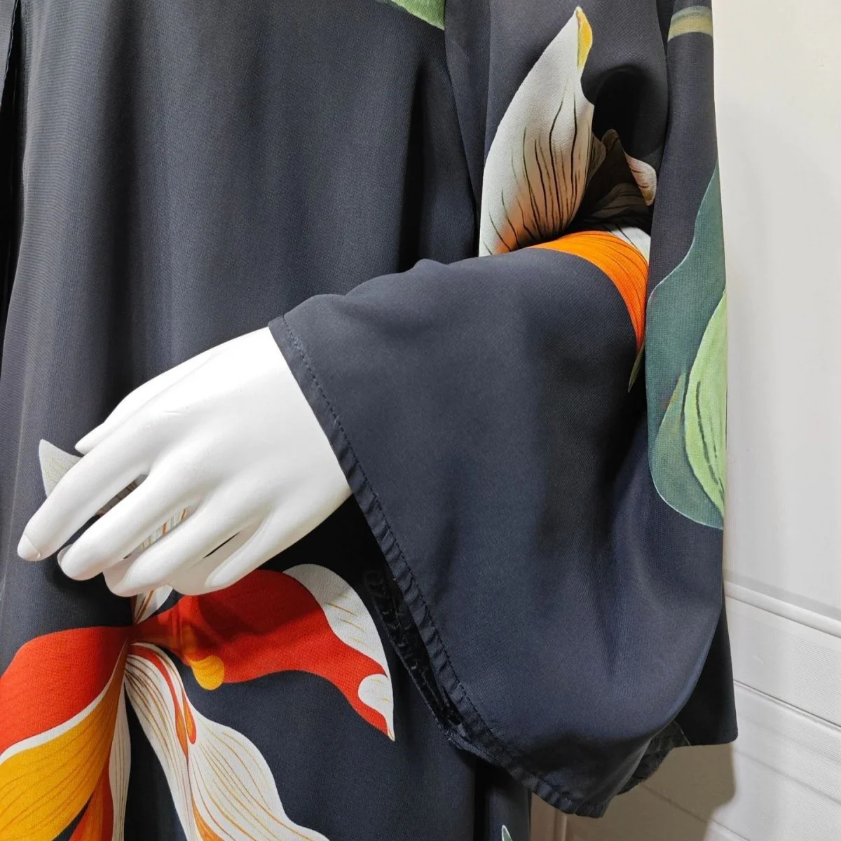 Floral Print Open Abaya with Matching Hijab (MOA287) - Image 12