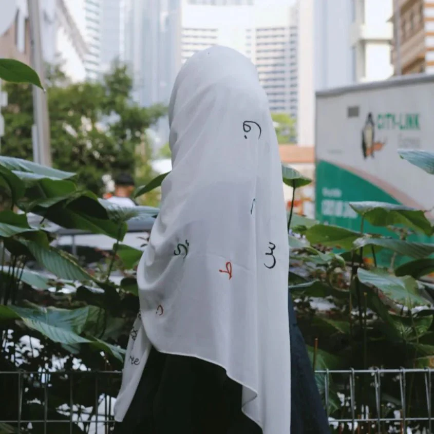 Free Palestine Chiffon Hijab – Cultural Statement Scarf with Arabic Letter Design (MH107) - Image 5