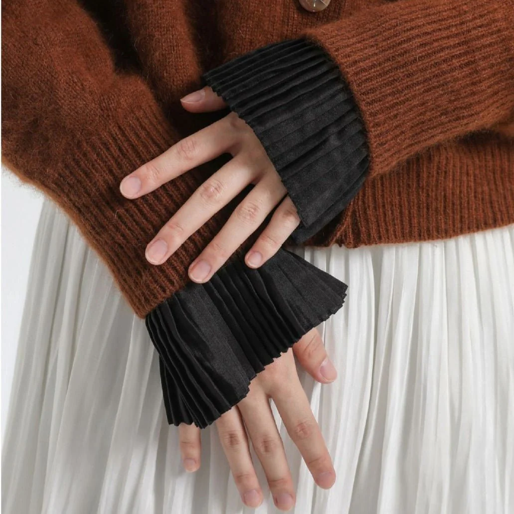 French Pleated Cuff Sleeves (MAC422) - Image 2