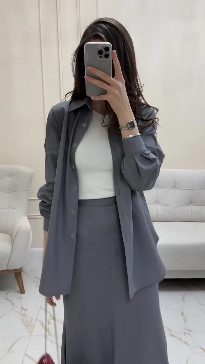 Grey Loose Long Sleeve Shirt & Elastic Waist Fish Tail Skirt Outfit Casual Two-Piece Set(MA207) - Image 12