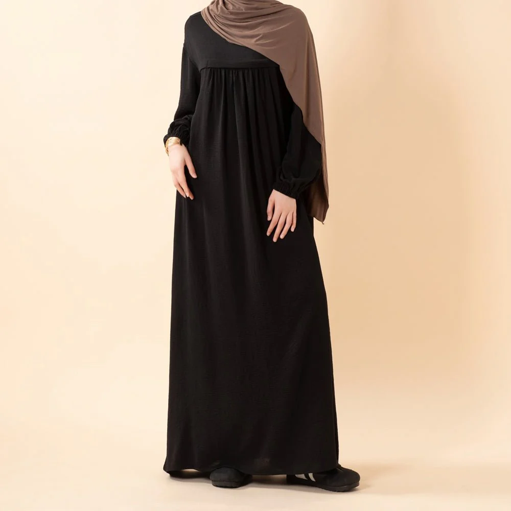 Crepe Abaya with Secure Pockets for Umrah (MA386) - Image 4