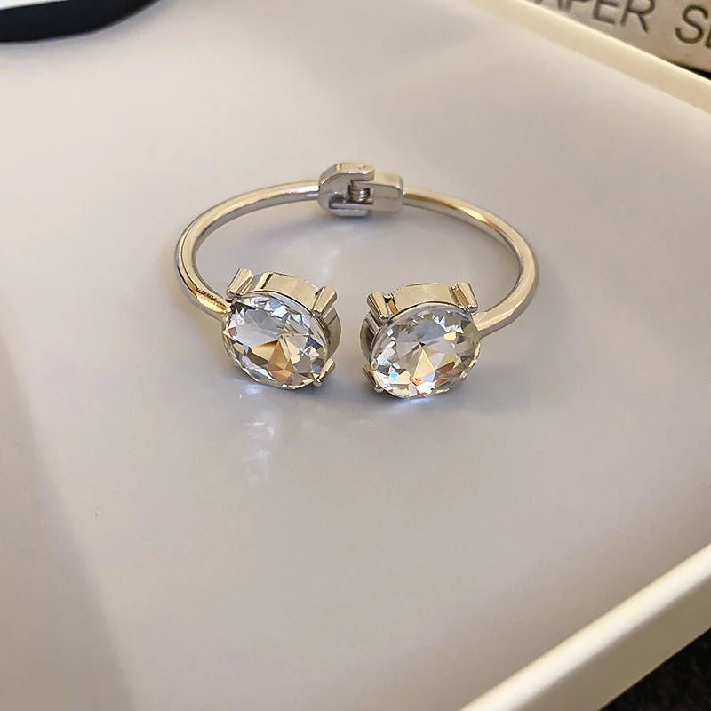 Luxury Minimalist Glossy High-grade Shiny Bracelets -   Simple Temperament Cold-Tone Bangles (MAC242) - Image 11