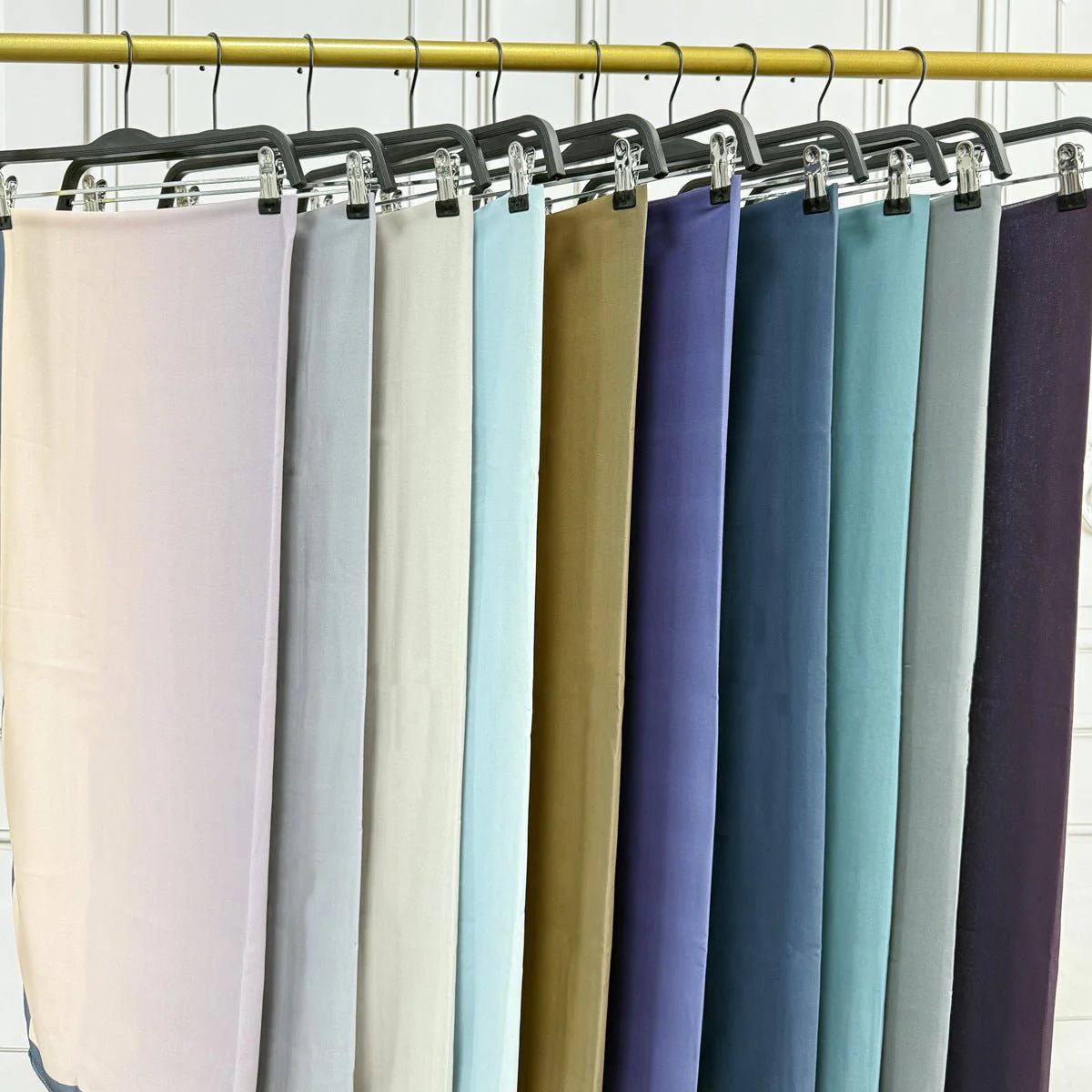 Luxury Premium Pearl Chiffon Gradient Hijab(MH148) - Image 3