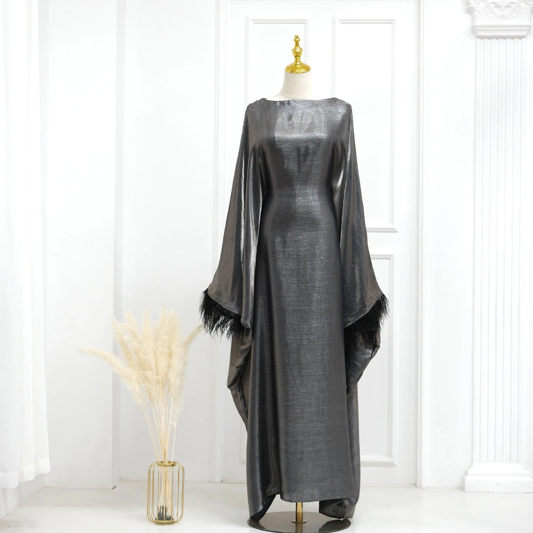 Party Feather Sleeves Abaya (MA052) - Image 4