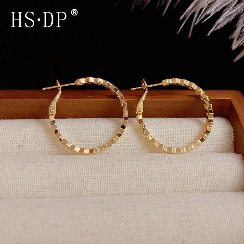 MAC147 Vintage Style Zircon Inlaid Hoop Earrings Elegant - Image 2