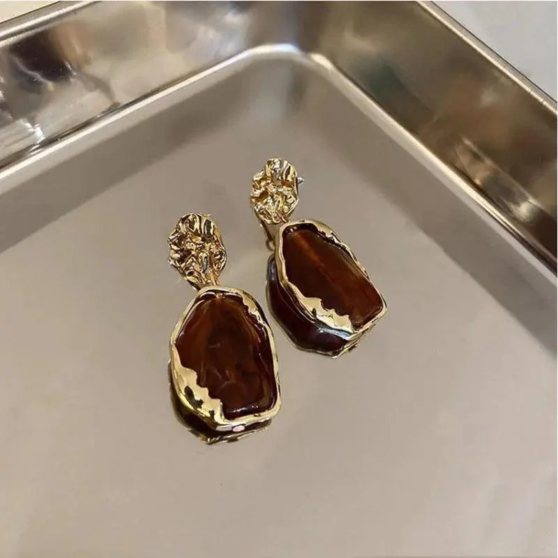 MAC065 Needle Pendant  Vintage Geometry Acrylic Earrings - Image 3