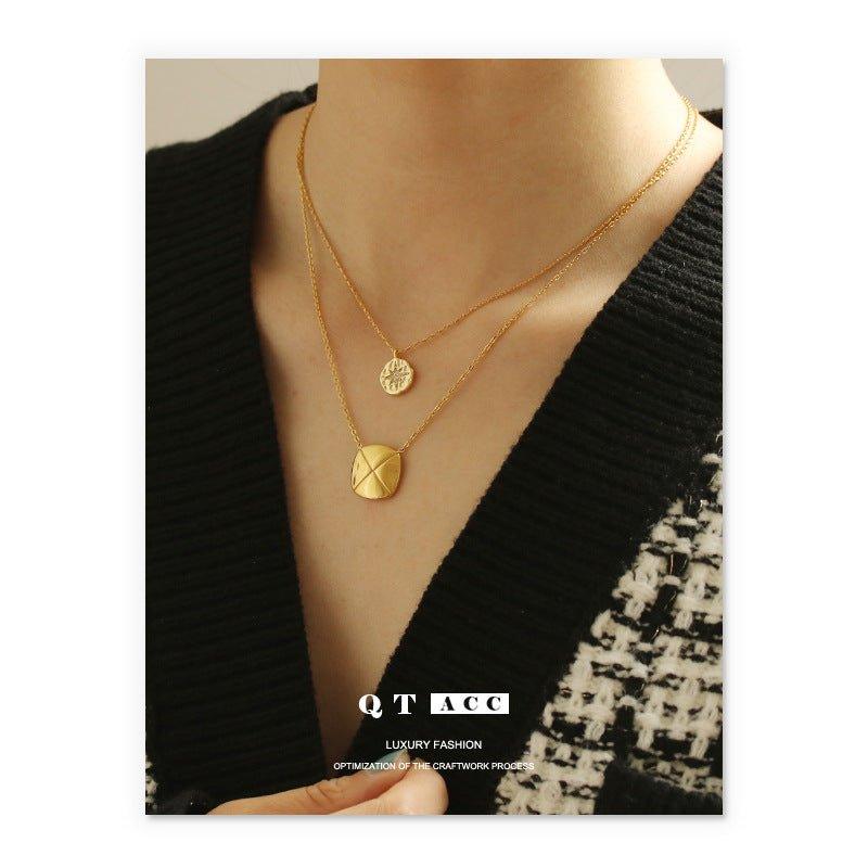MAC084 North Star Coin Button Pendant Necklace - Image 5