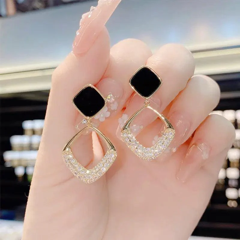 MAC099 version square geometric diamond earrings - Image 2
