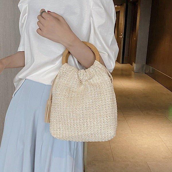 MAC132 Fashionable Straw Simple Beach Tassel Bucket Bag - Image 2