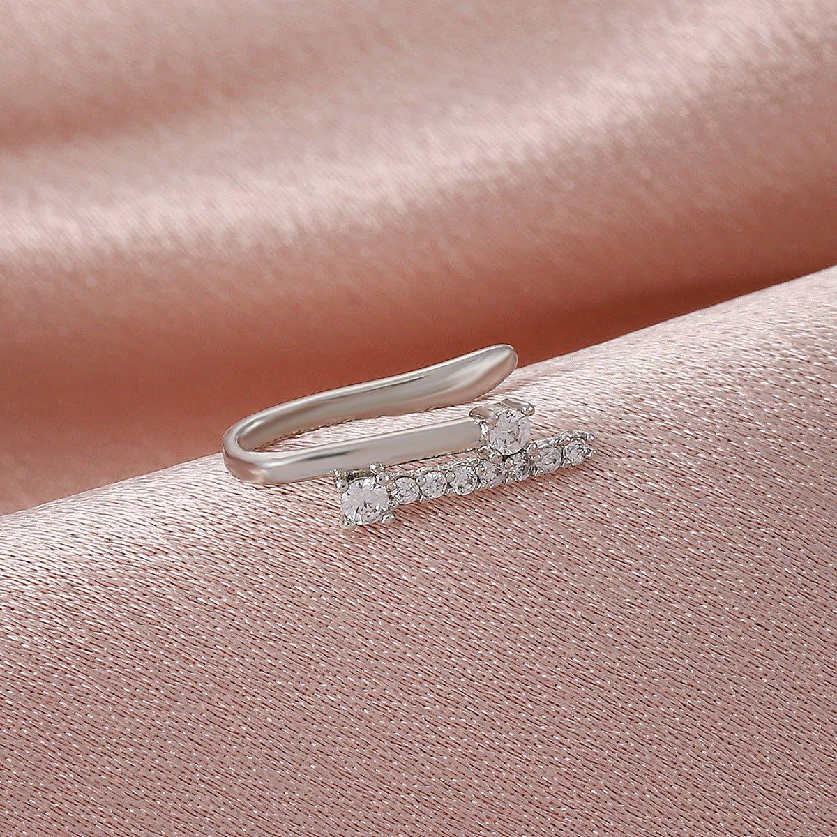MAC134  Non-Puncture T-Shape Micropaved Zirconia Nose Ring - Image 6