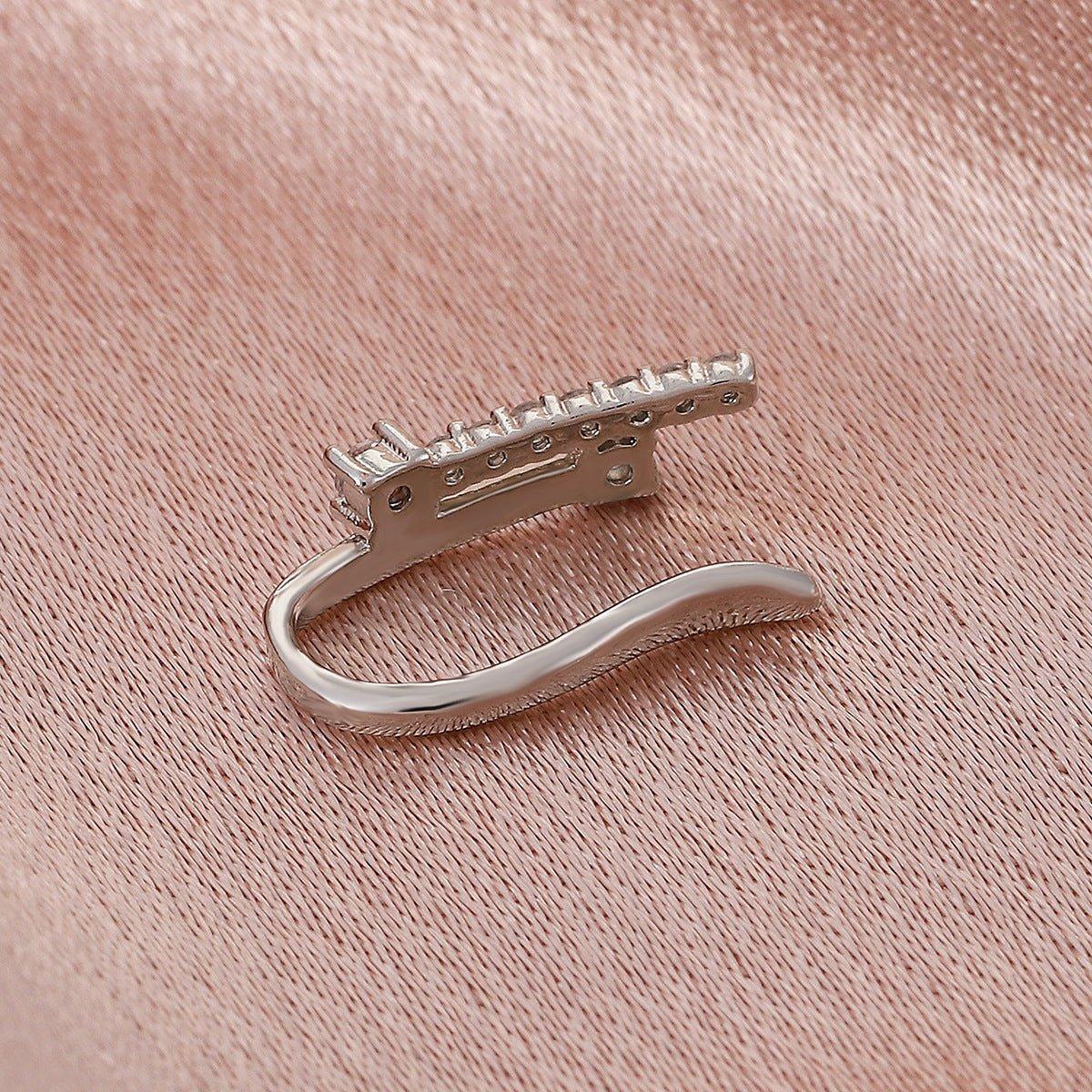 MAC134  Non-Puncture T-Shape Micropaved Zirconia Nose Ring - Image 7